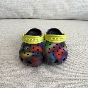 CROCS Kids Sandals in Multicolor and Yellow NWOT
